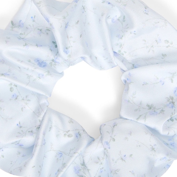 LoveShackFancy X Goody Blue Large Satin Scrunchie Set - Picture 3 of 4